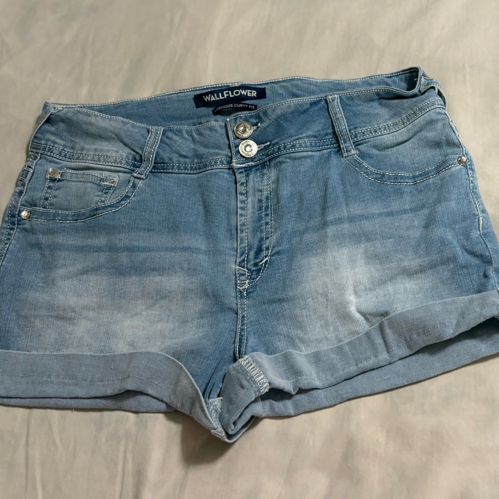 Wallflower Light Blue Jean Shorts - Picture 2 of 6